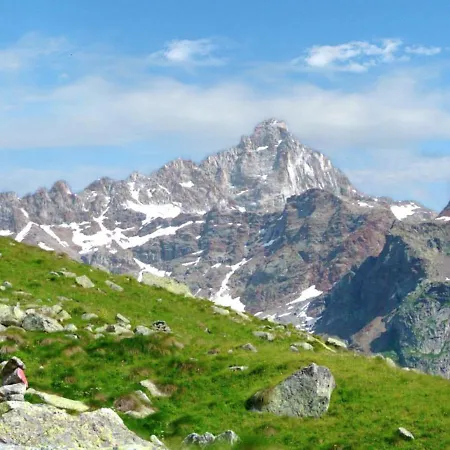 Holiday home Locazione Turistica Angelica + Orsolina
