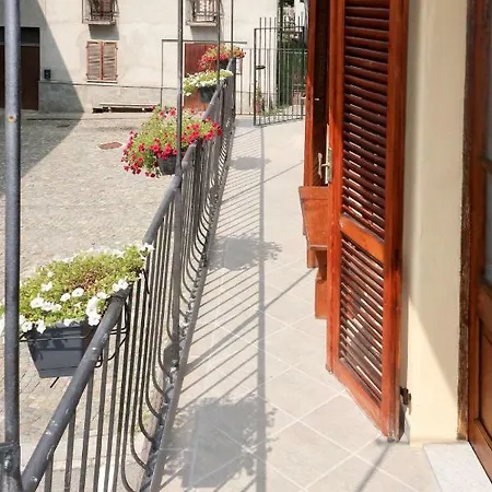 Locazione Turistica Angelica + Orsolina Sparone